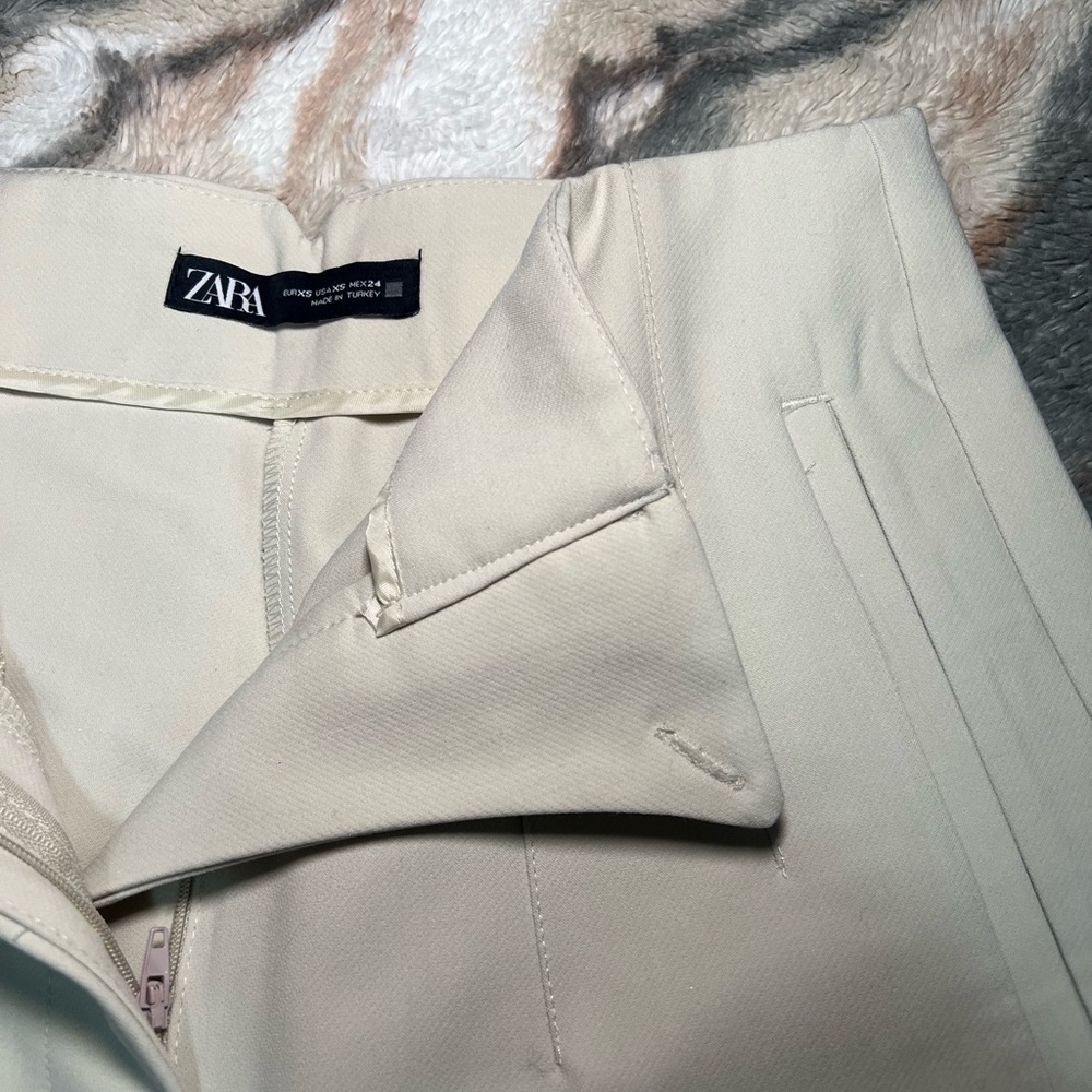Zara Women's Cream Trousers